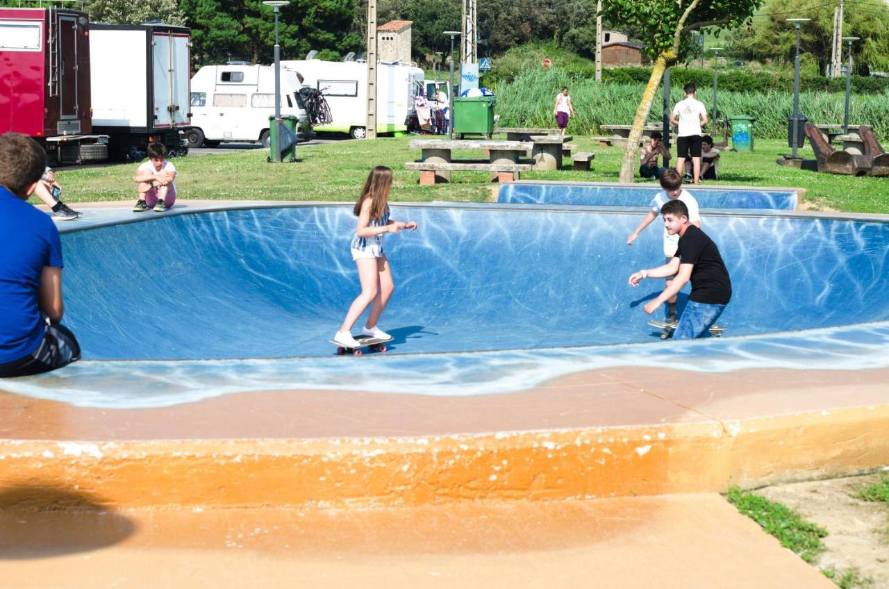 Camping Playa De Ajo Exterior photo